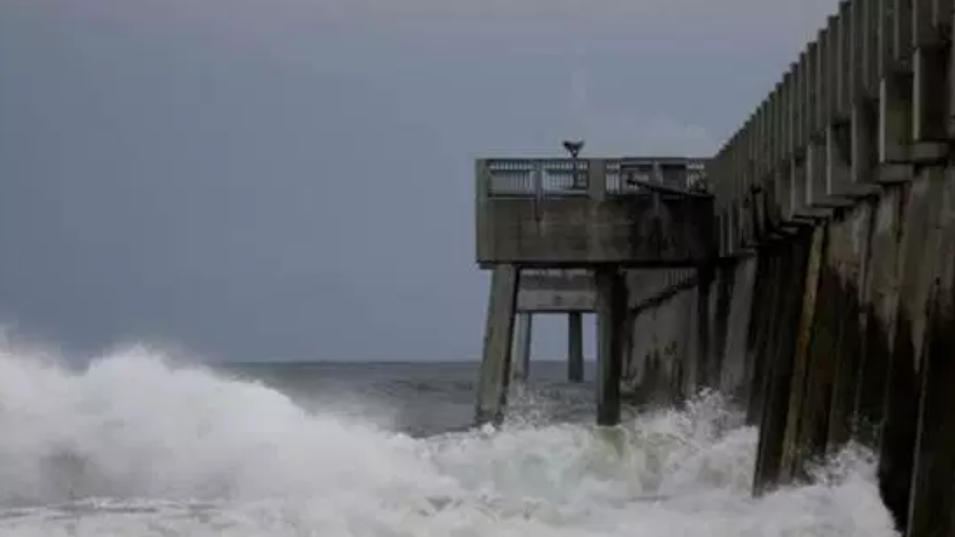 WATCH Spain Hurricane Leslie hits the Catalonia Region Loop News