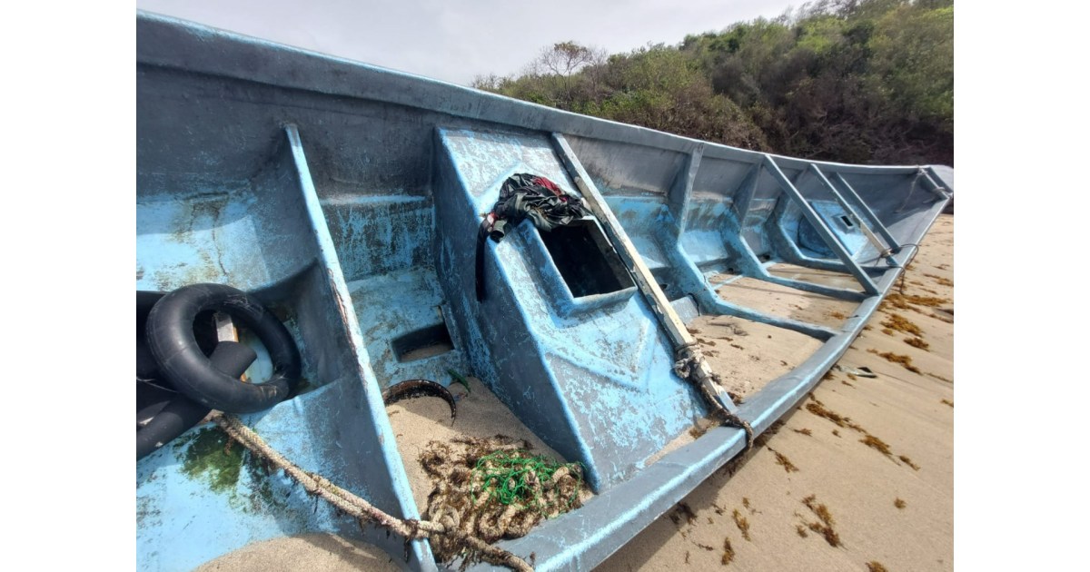 Eleven decomposed bodies found in vessel washed ashore on Canouan, Grenadines