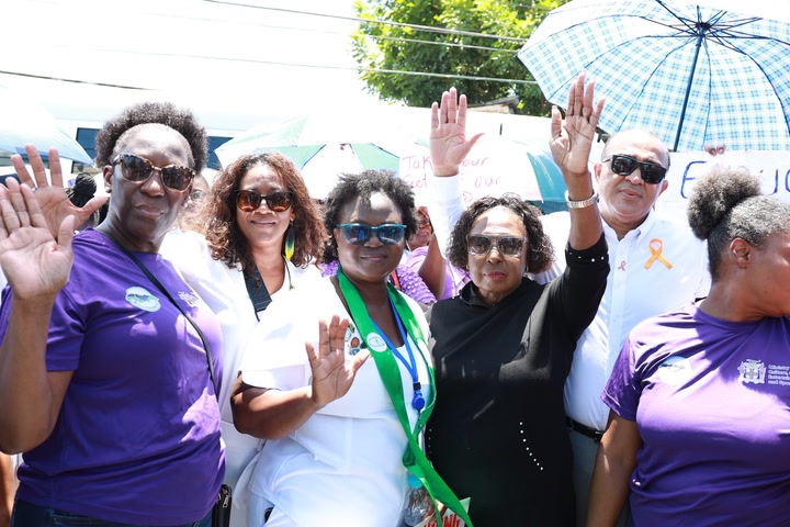 Watch: Leaders join nurses in protest against violence toward women